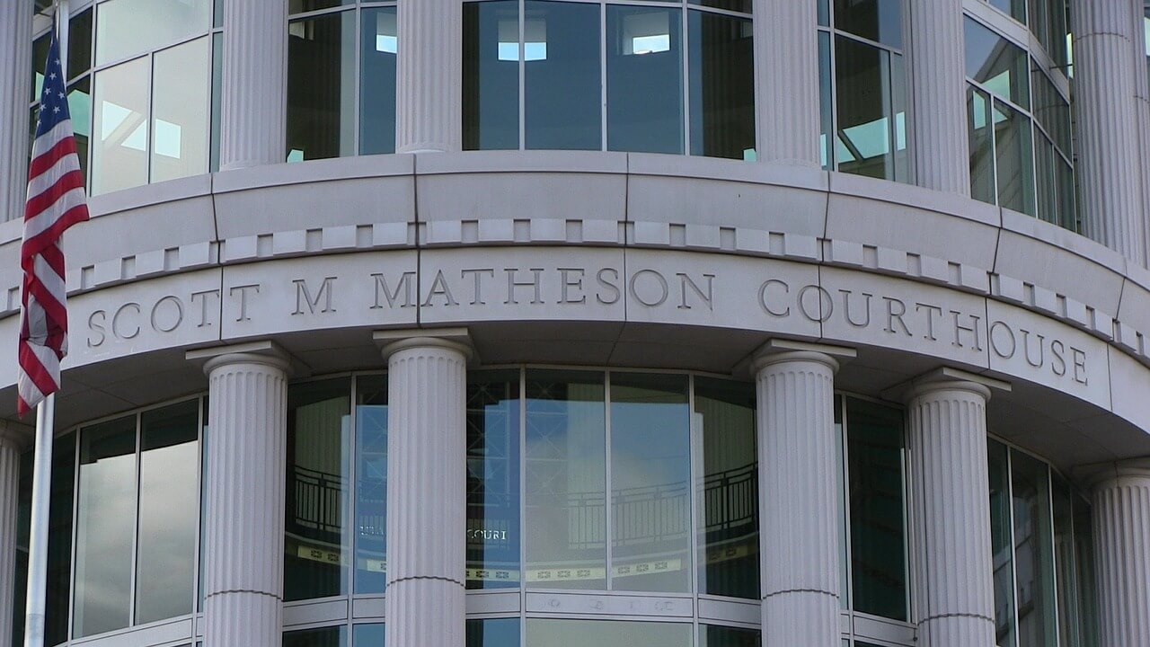 Verzet tegen intrekking overblijvende aansprakelijkheid art. 2:404 lid 5 BW